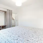 Σπίτι διακοπών 5 Bedroom Cozy In Carteret Barneville-Carteret