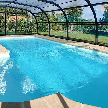 5 Bedroom Beautiful In Carteret Сasa de vacaciones Barneville-Carteret