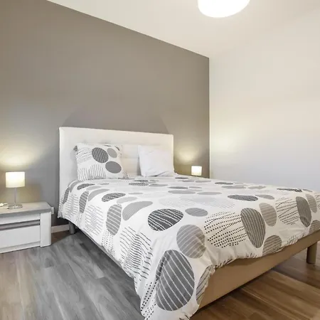 5 Bedroom Beautiful In Carteret Tatil Evi Barneville-Carteret